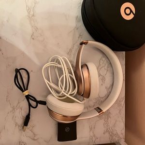 Wireless Beats Solo